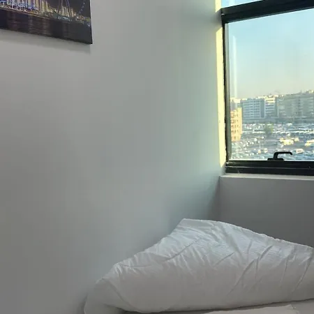 Four Stars Hostel Dubai Exterior photo